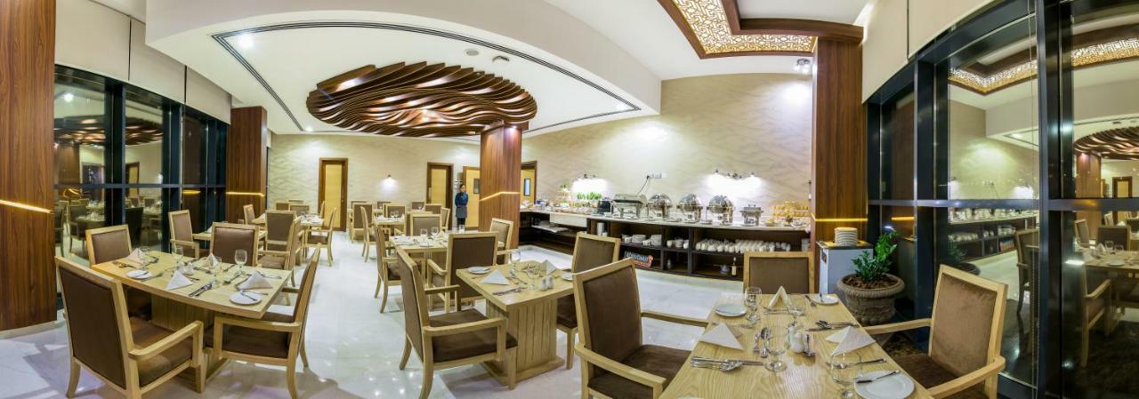 Muscat Gate Hotel Екстер'єр фото
